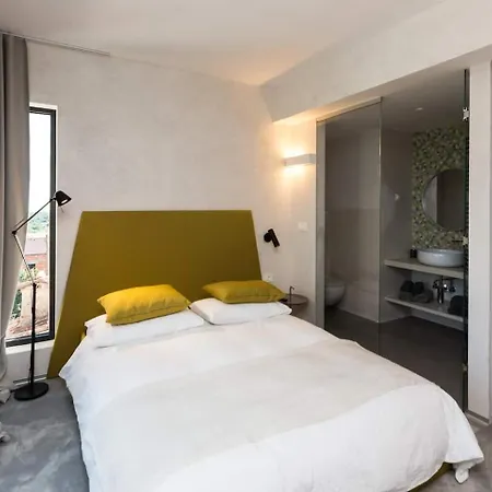 Meryema - Excellent With Sea View Villa Porec